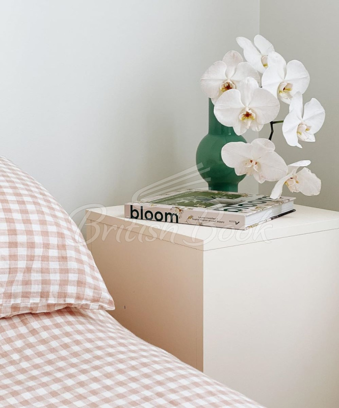 Книга Bloom: Flowering Plants for Indoors and Balconies зображення 11