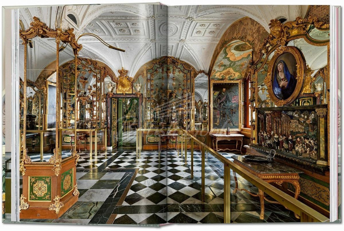 Книга Massimo Listri. Cabinet of Curiosities изображение 1