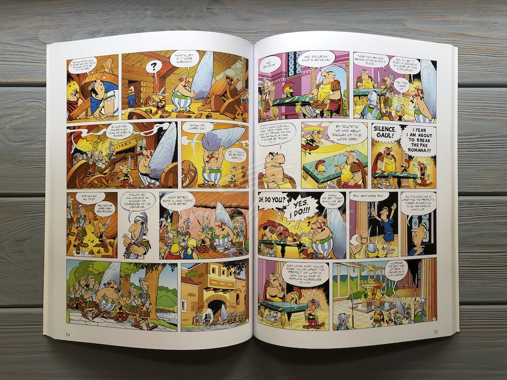 Книга Asterix: Omnibus 1 (A Graphic Novel) зображення 4