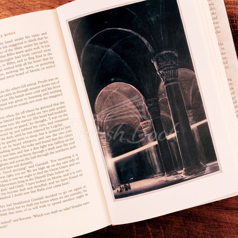 Книга The Fellowship of the Ring (Illustrated Edition) изображение 7