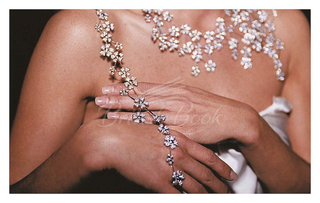 Книга Vogue: The Jewellery изображение 2