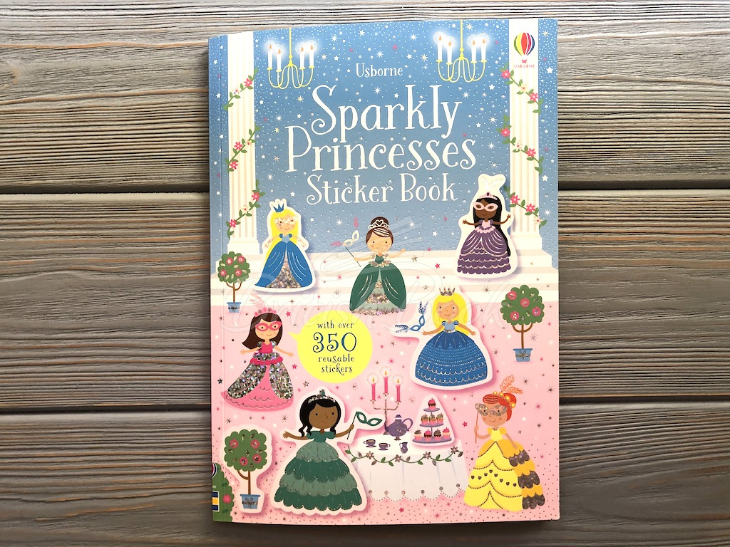 Книга Sparkly Princesses Sticker Book изображение 1