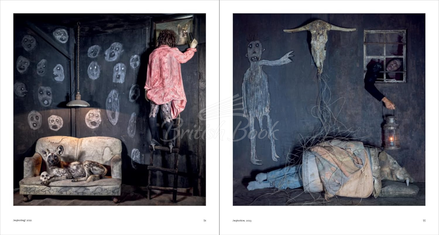 Книга Roger Ballen: Spirits and Spaces изображение 7
