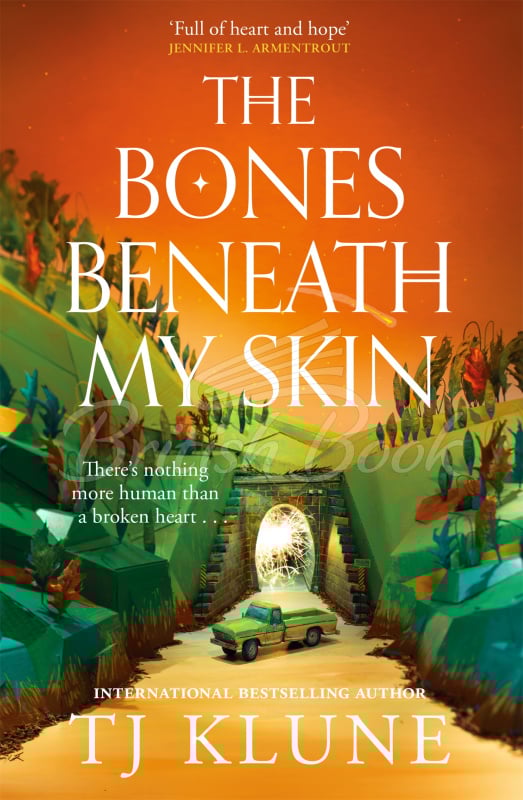 Книга The Bones Beneath My Skin зображення