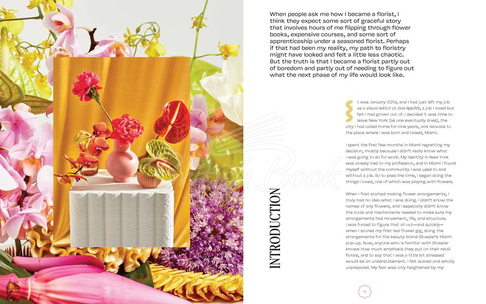 Книга Flowering: Easygoing Floral Design for Surprising Contemporary Arrangements зображення 1