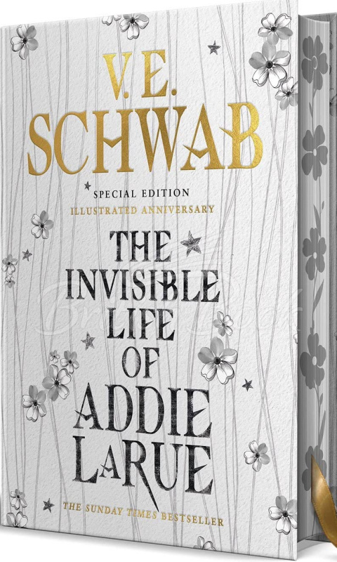 Книга The Invisible Life of Addie LaRue (Illustrated Edition) изображение