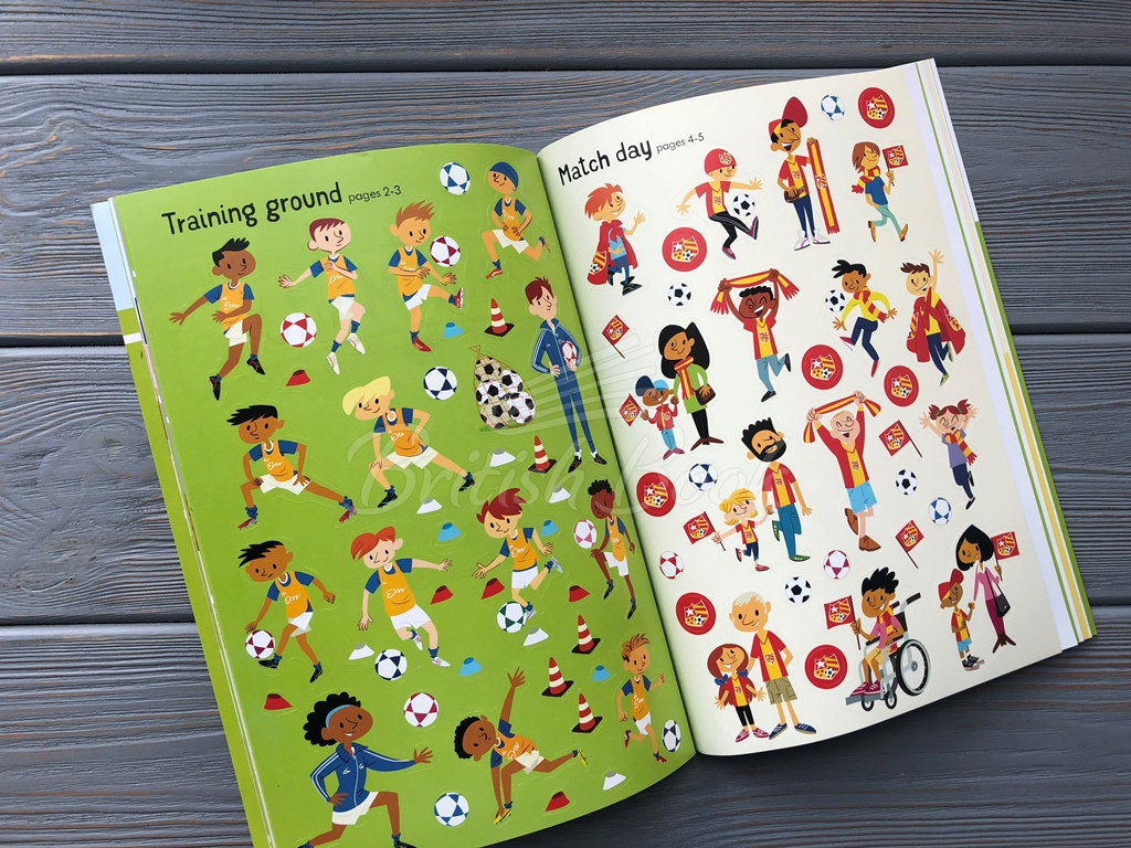 Книга Little First Stickers: Football изображение 4