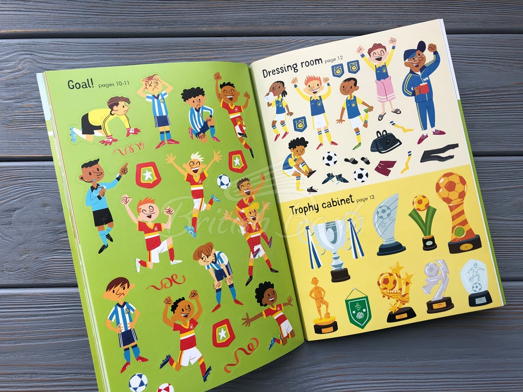 Книга Little First Stickers: Football изображение 2