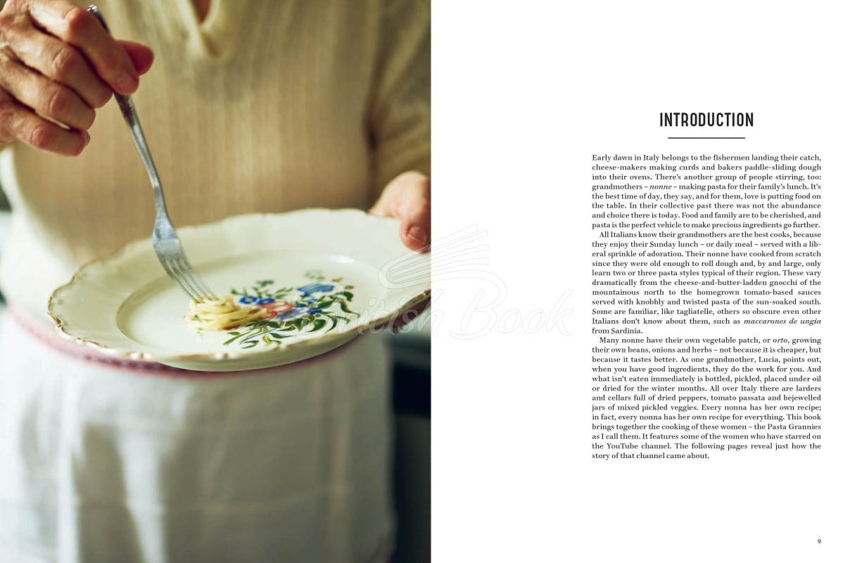 Книга Pasta Grannies: The Secrets of Italy's Best Home Cooks изображение 2
