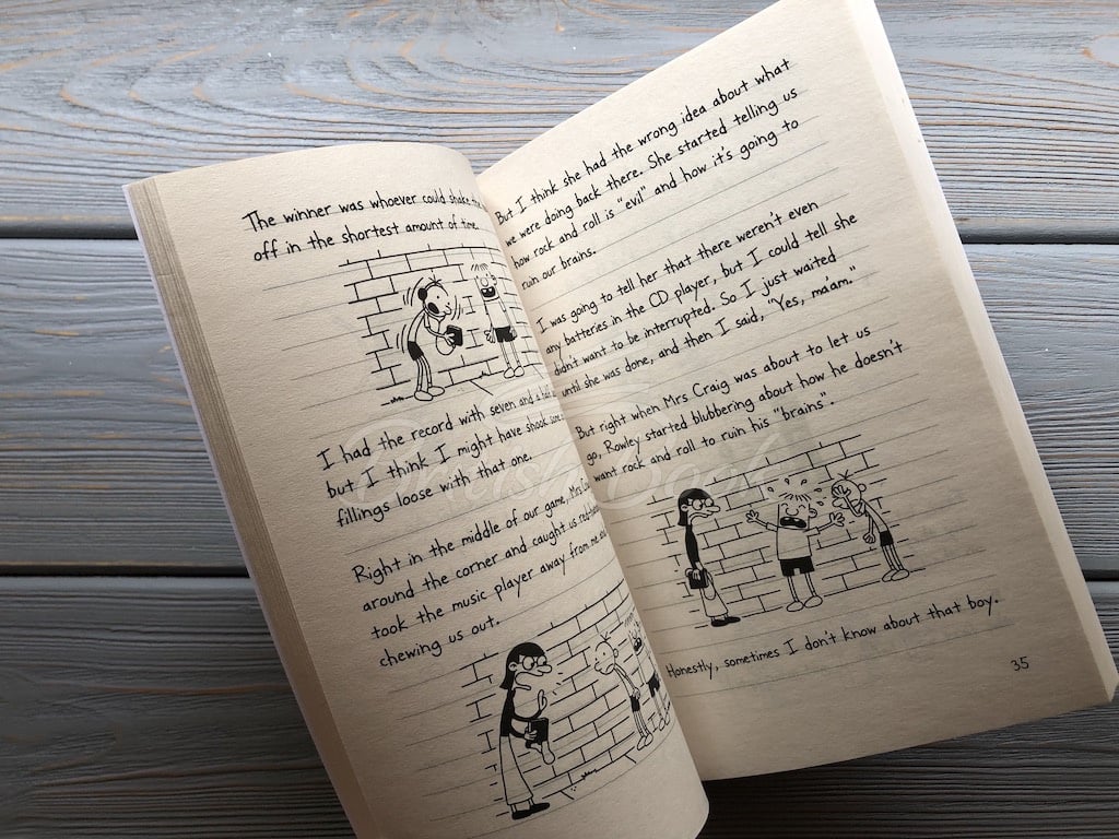 Книга Diary of a Wimpy Kid (Book 1) зображення 2