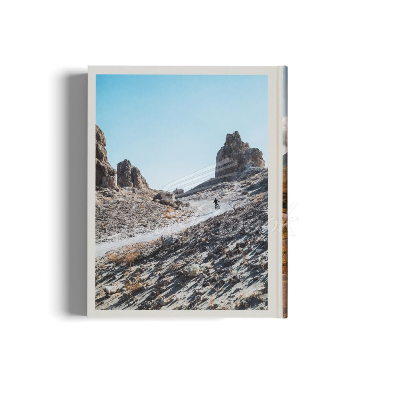 Книга Riding in the Wild: Motorcycle Adventures off and on the Roads зображення 8