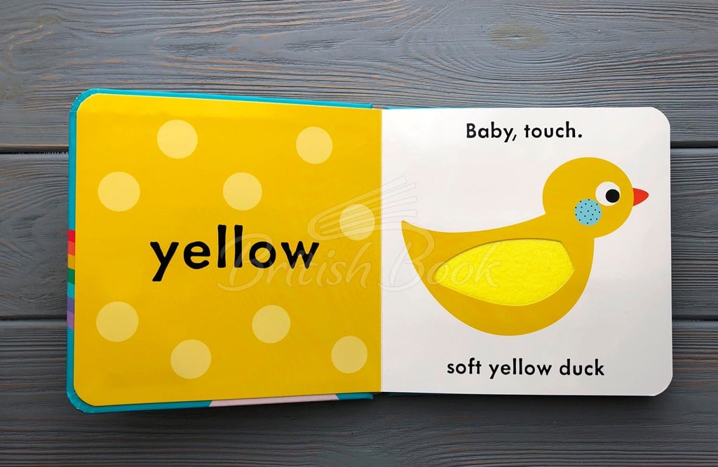 Книга Baby Touch: Colours (A Touch-and-Feel Playbook) изображение 5