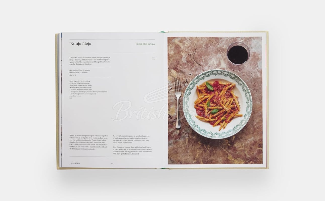 Книга The Regional Italian Cookbook: Recipes from the Silver Spoon изображение 8