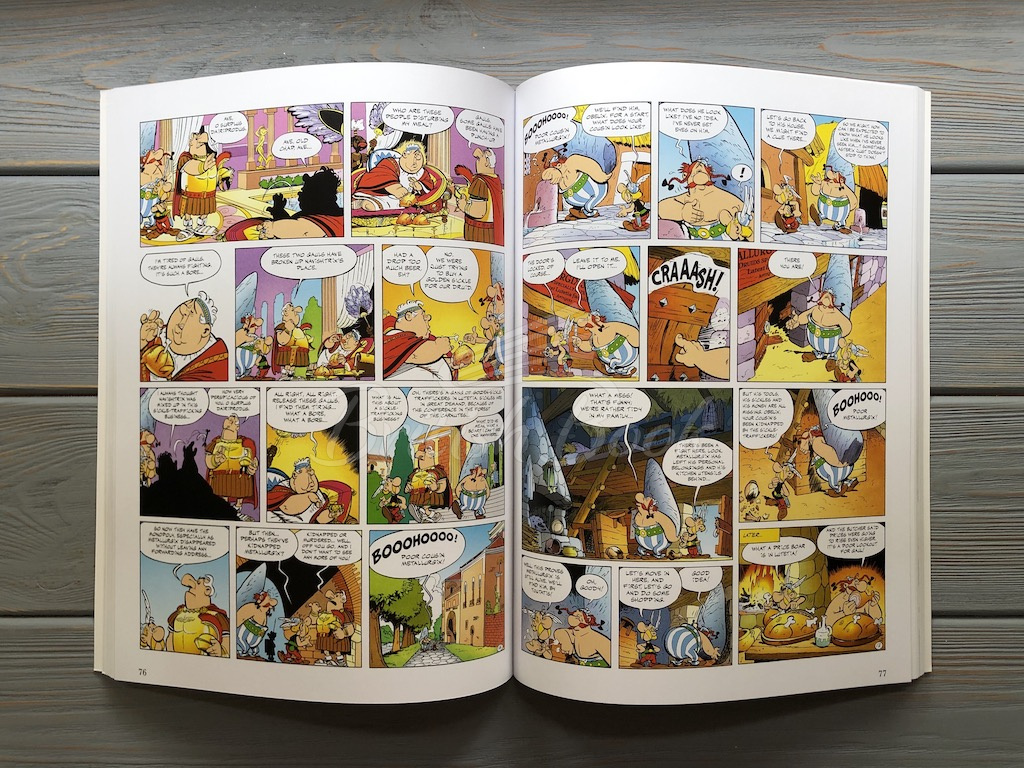 Книга Asterix: Omnibus 1 (A Graphic Novel) зображення 3