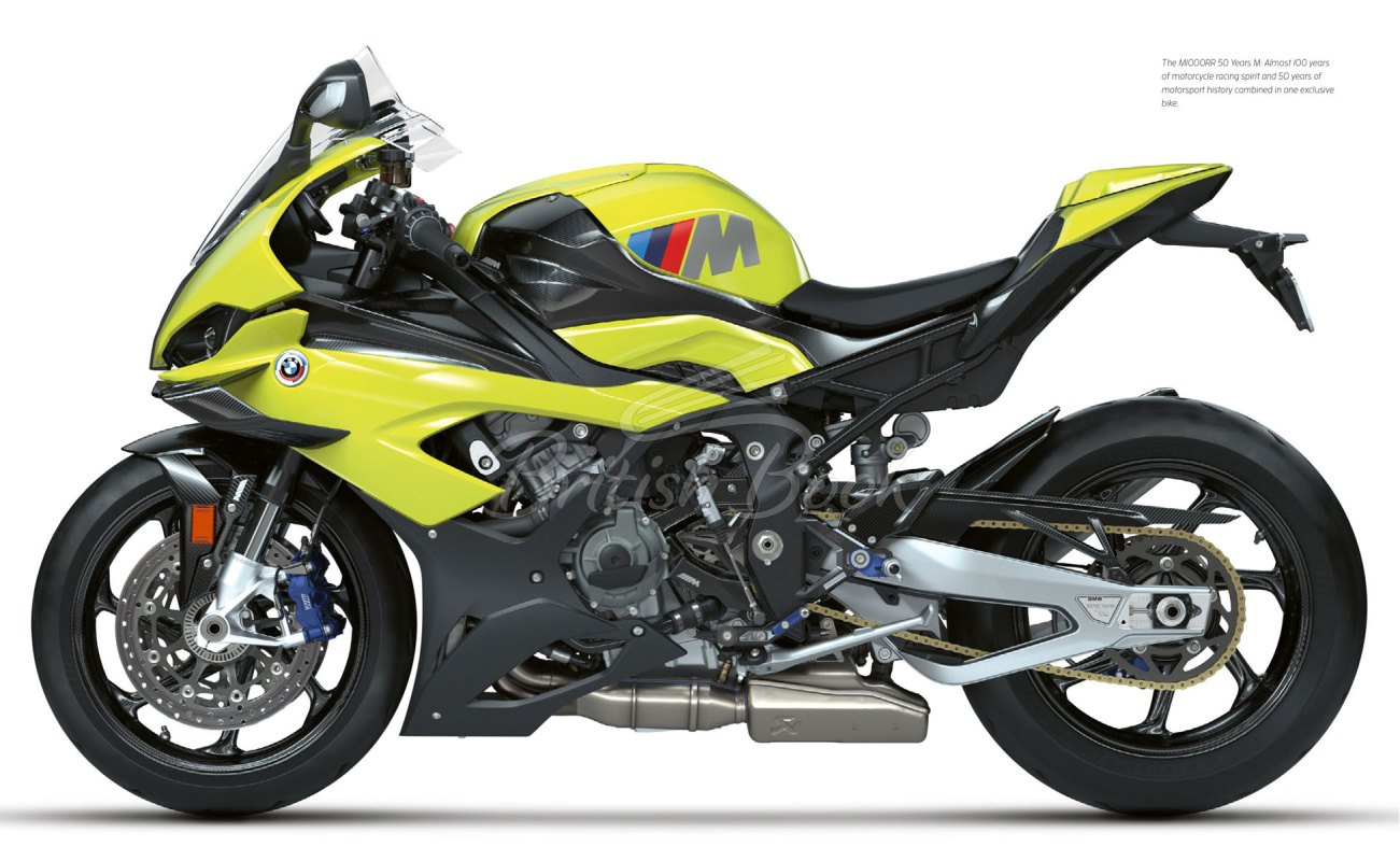 Книга BMW Motorrad: A Two-Wheeled Legend изображение 3