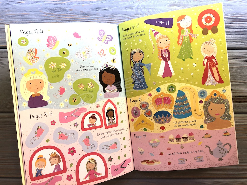 Книга Sparkly Princesses Sticker Book изображение 5
