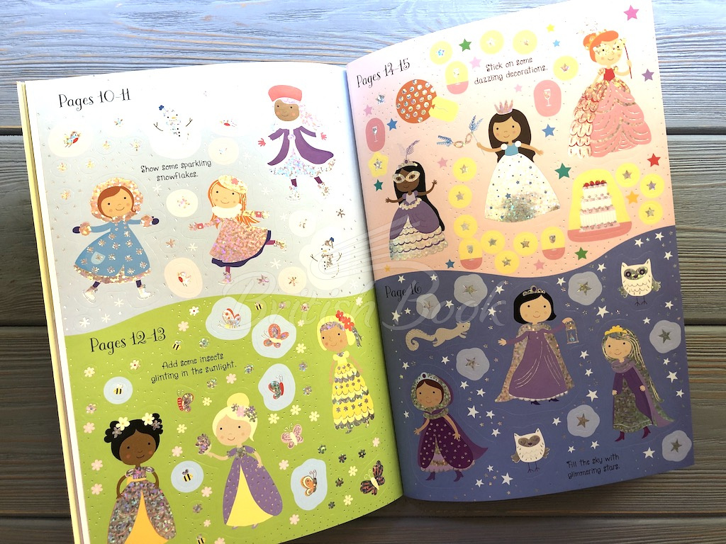 Книга Sparkly Princesses Sticker Book изображение 4