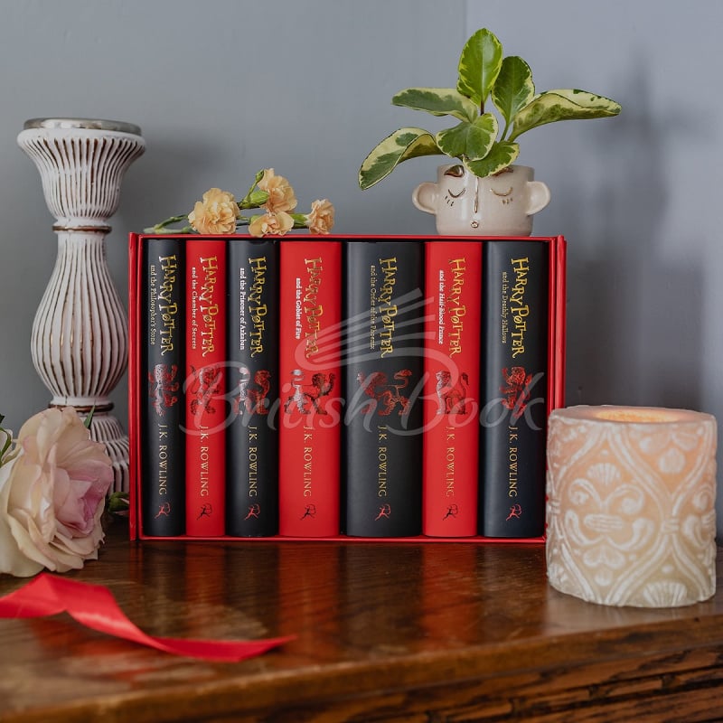 Набір книжок Harry Potter House Editions Gryffindor Hardback Box Set зображення 1