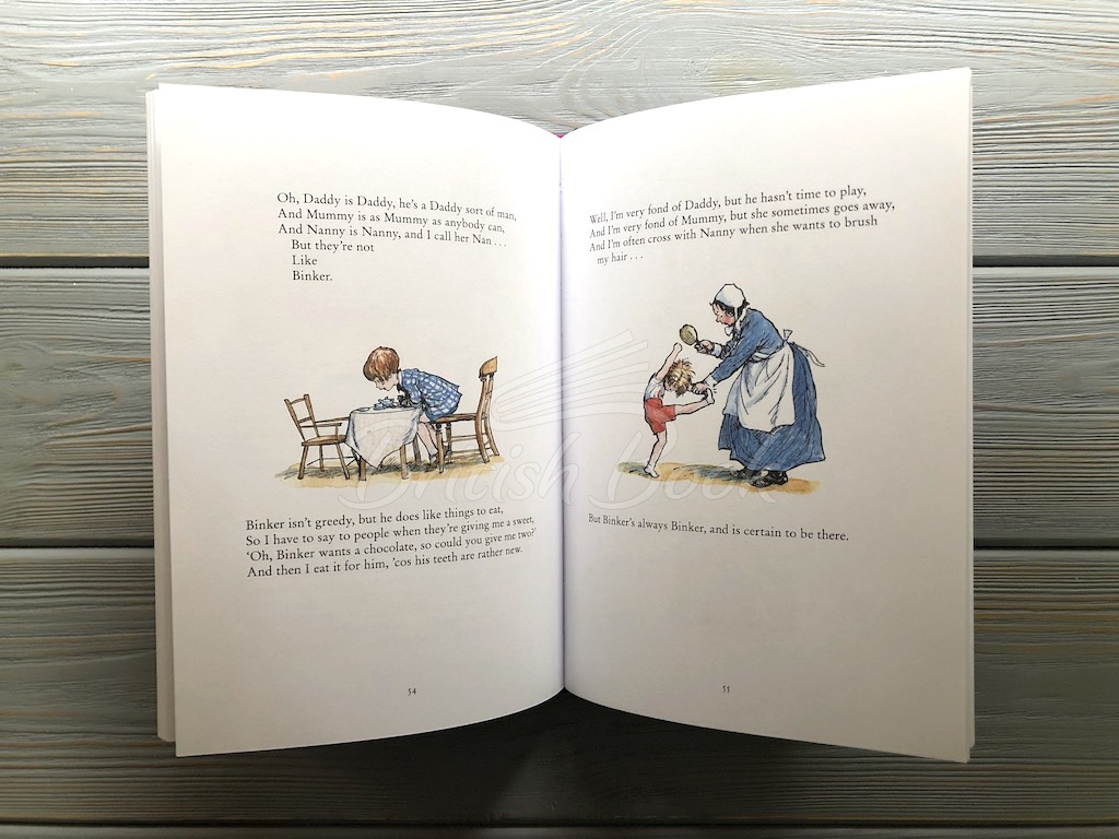 Книга Winnie-the-Pooh: Changing Guard at Buckingham Palace изображение 2