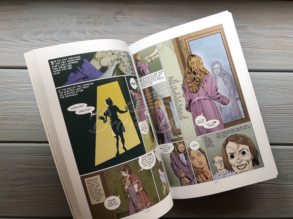 Книга Coraline (The Graphic Novel) зображення 3