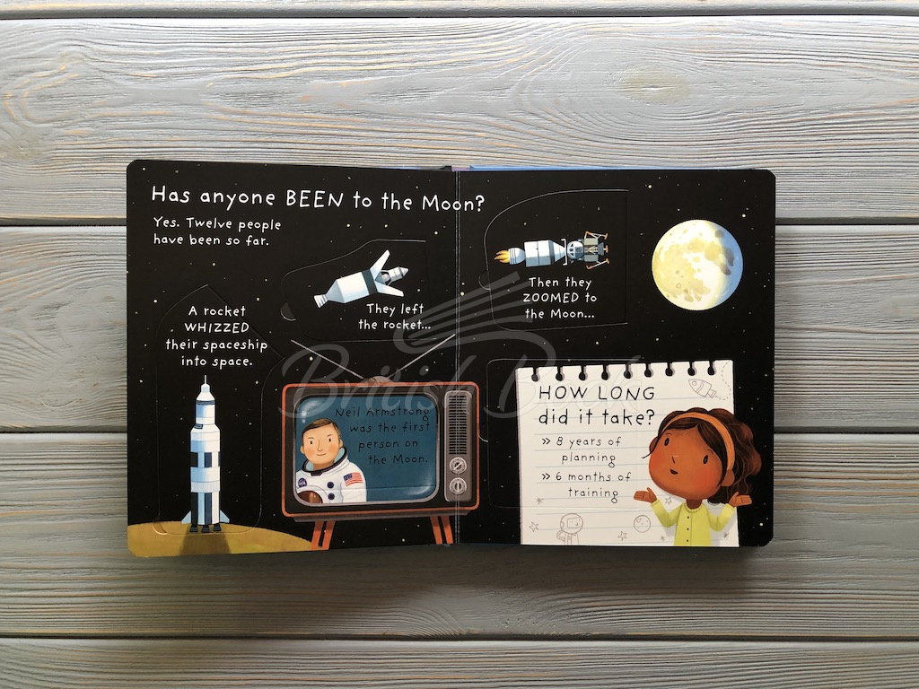Книга Lift-the-Flap Very First Questions and Answers: What is the Moon? зображення 6