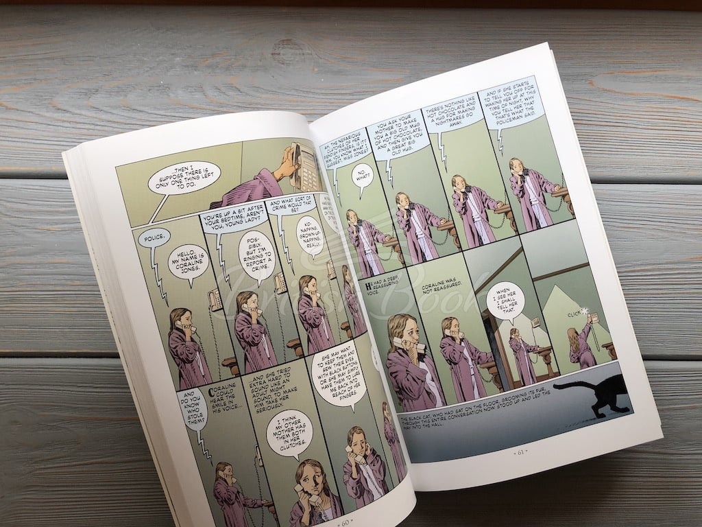Книга Coraline (The Graphic Novel) зображення 5