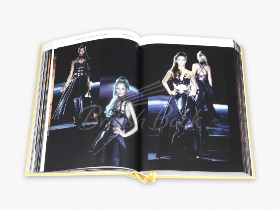 Книга Versace Catwalk зображення 6