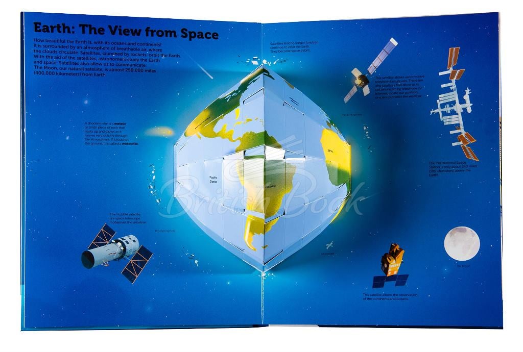 Книга The Ultimate Book of Space зображення 5