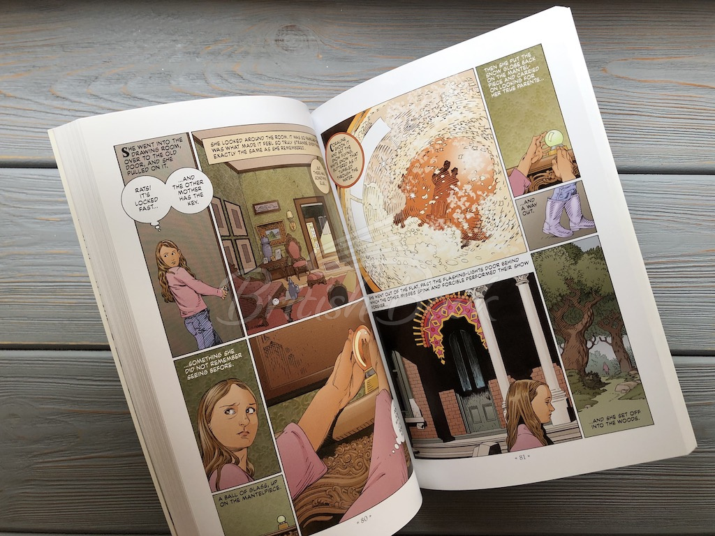 Книга Coraline (The Graphic Novel) зображення 2